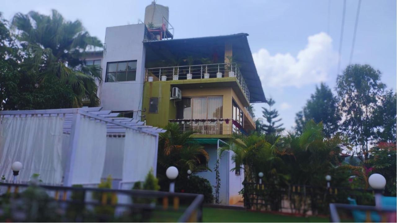 Hotel Strawberry County Panchgani Exterior foto